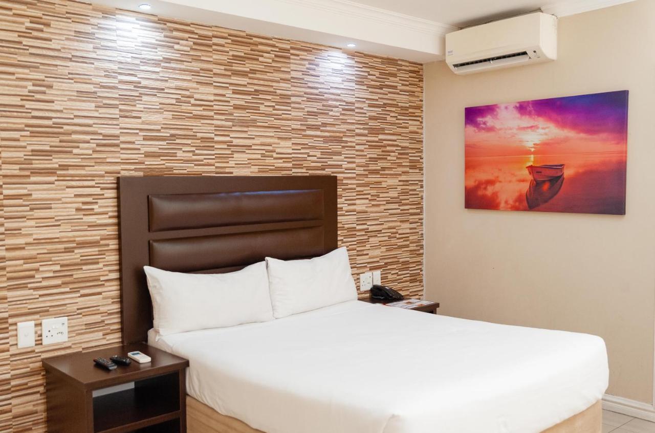 Bayside Hotel 100 Pixley Kaseme Street Дурбан Экстерьер фото