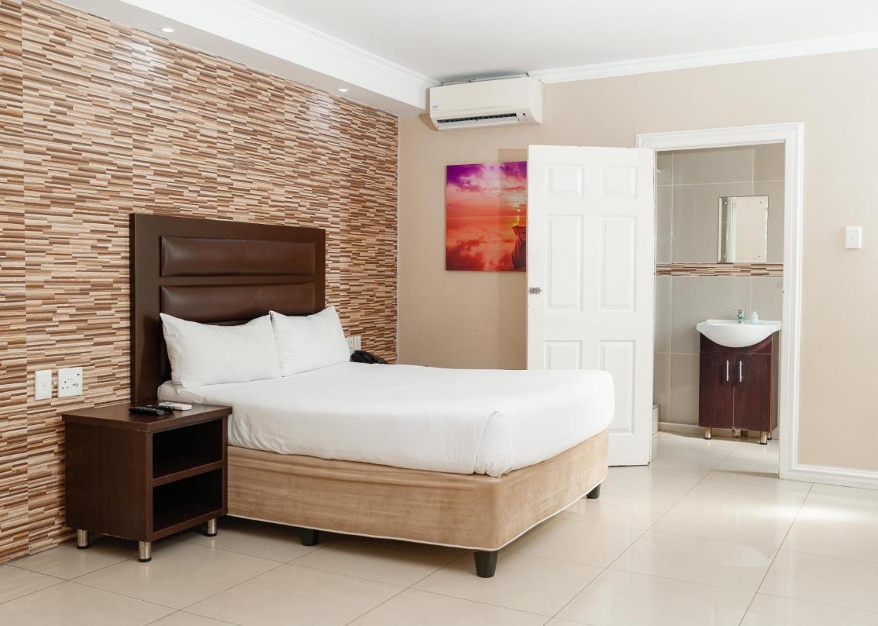 Bayside Hotel 100 Pixley Kaseme Street Дурбан Экстерьер фото